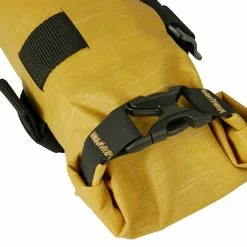 Fazua Energy Bag - E-Bike Akku Tasche -E-Bike Zubehör Verkaufsladen fazua energy bag loam action3 scaled