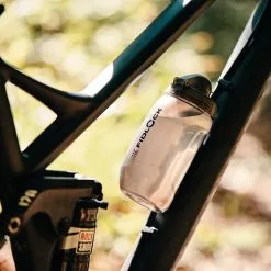 Fidlock Twist Bottle 450 Trinkflasche Transparent Schwarz + Bike Base -E-Bike Zubehör Verkaufsladen fidlock twist bottle bike base 450ml snap connect scaled