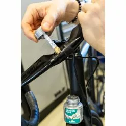 Motorex Carbon Paste Montagepaste -E-Bike Zubehör Verkaufsladen motorex carbon paste im einsatz 1