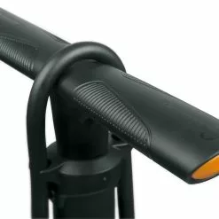 SKS Air-X-Press 8.0 Standpumpe -E-Bike Zubehör Verkaufsladen sks air x press 8 0 standpumpe griff