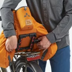 Vaude ESilkroad Plus E-Bike Pannier 8 Vaude ESilkroad Plus E-Bike Pannier -E-Bike Zubehör Verkaufsladen vaude esilkroad plus action